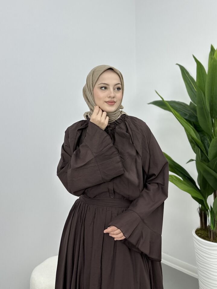 Kolları Volanlı Takım Kahve XL