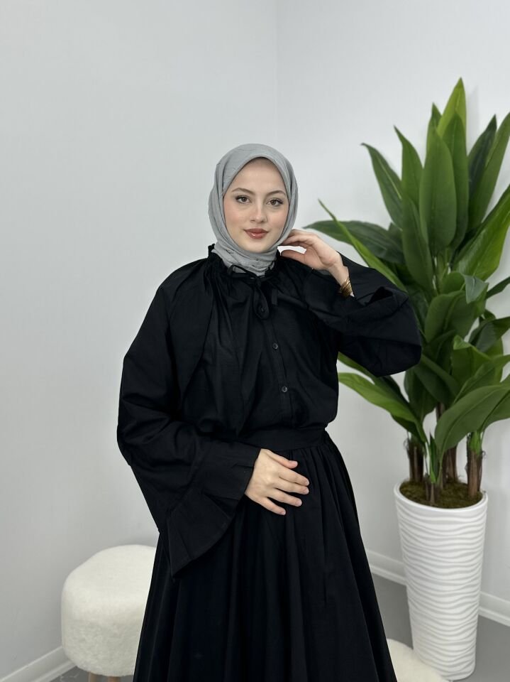 Kolları Volanlı Takım Siyah