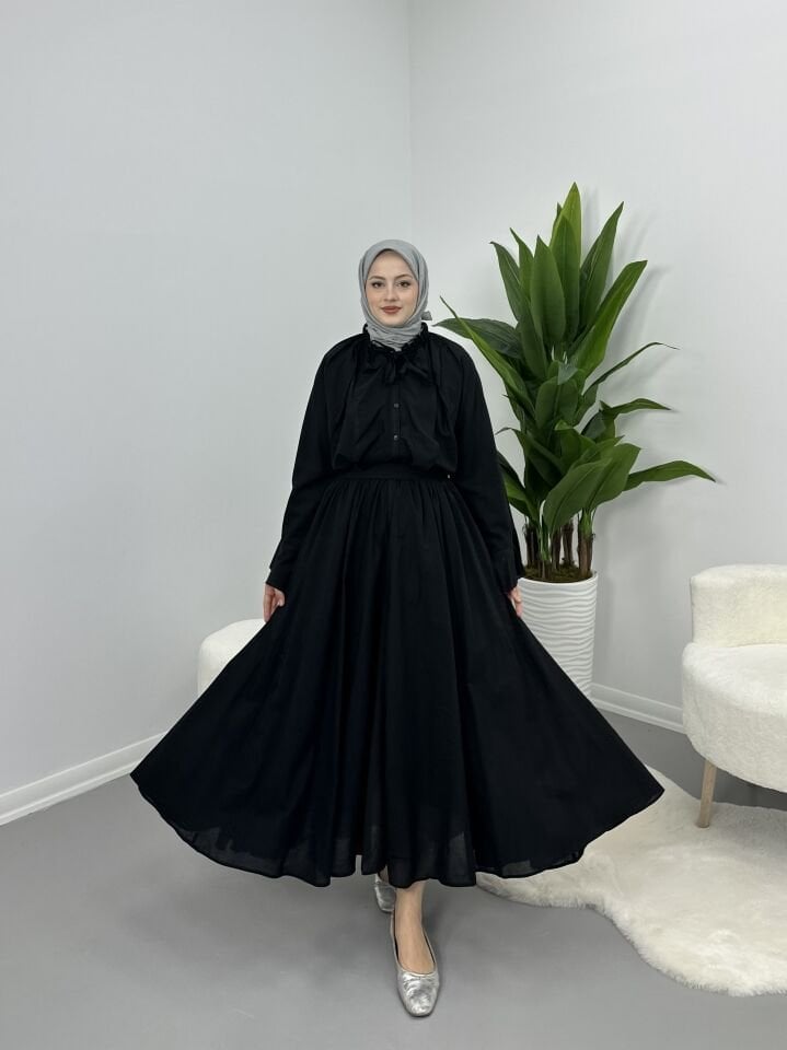 Kolları Volanlı Takım Siyah