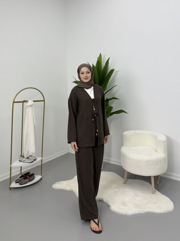 Önden Bağlamalı Boncuklu Takım Kahve M