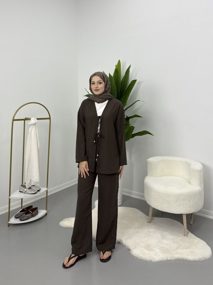 Önden Bağlamalı Boncuklu Takım Kahve M