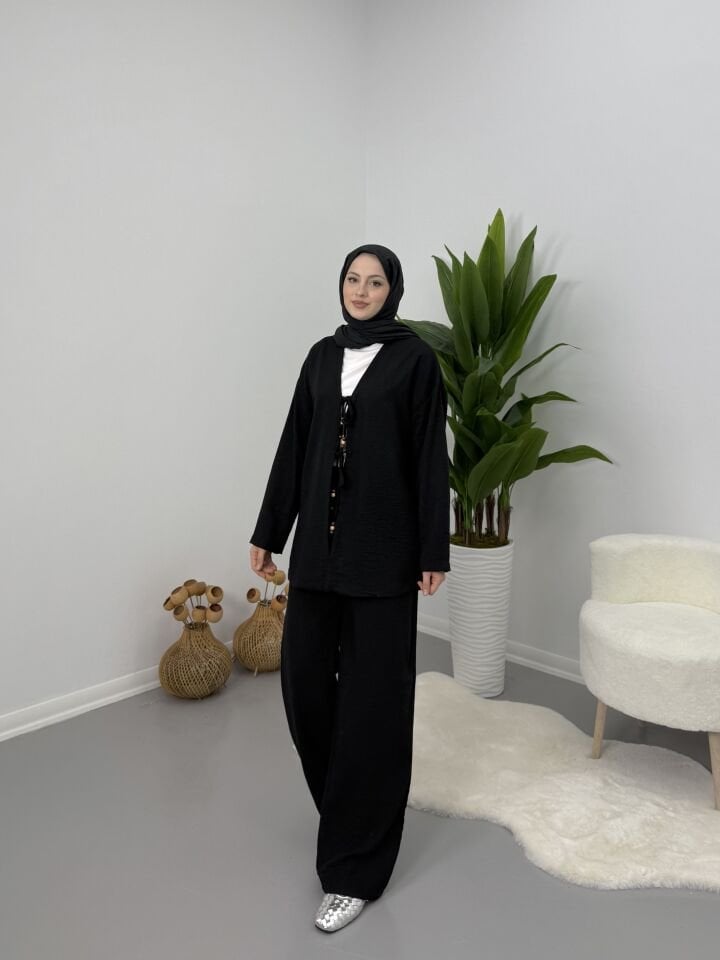 Önden Bağlamalı Boncuklu Takım Siyah S