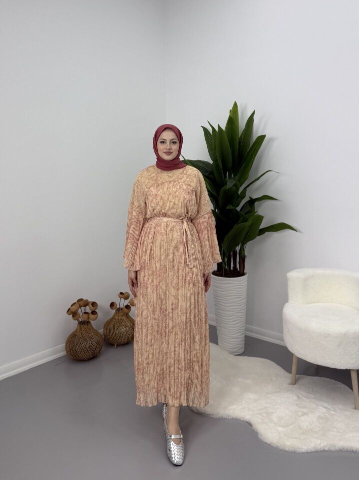 Limited Astarlı Piliseli Elbise STANDART