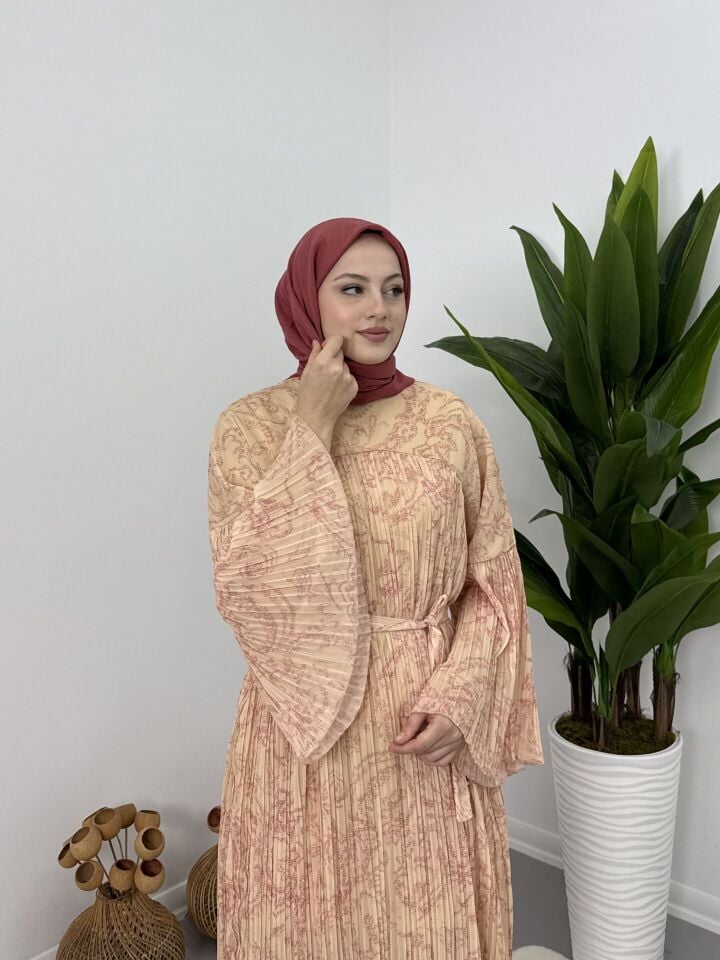 Limited Astarlı Piliseli Elbise STANDART