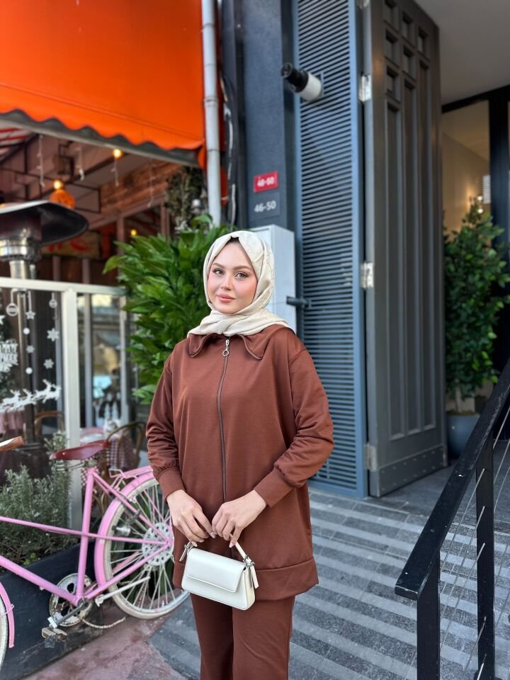 İki İplik Geniş Paça Fermuarlı Takım Kahverengi 2XL