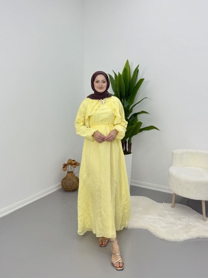 Broş Detaylı Elbise Sarı S