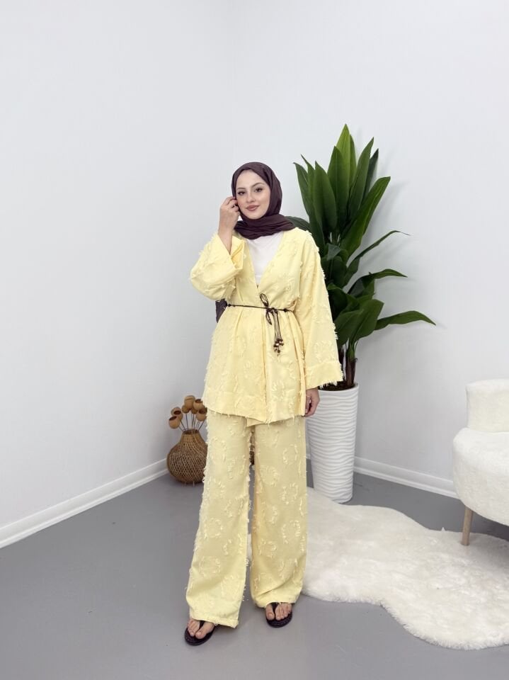 Püsküllü Kuşaklı  Kimono Takım Sarı XL