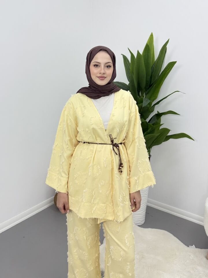 Püsküllü Kuşaklı  Kimono Takım Sarı XL