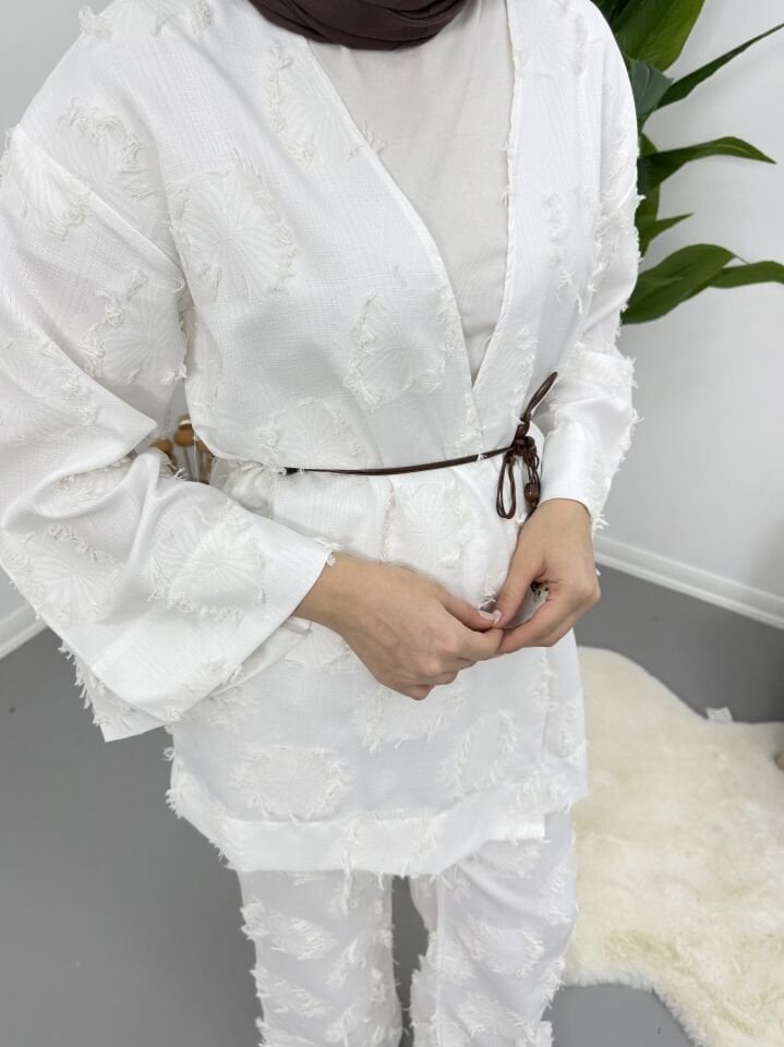 Püsküllü Kuşaklı  Kimono Takım Beyaz XL
