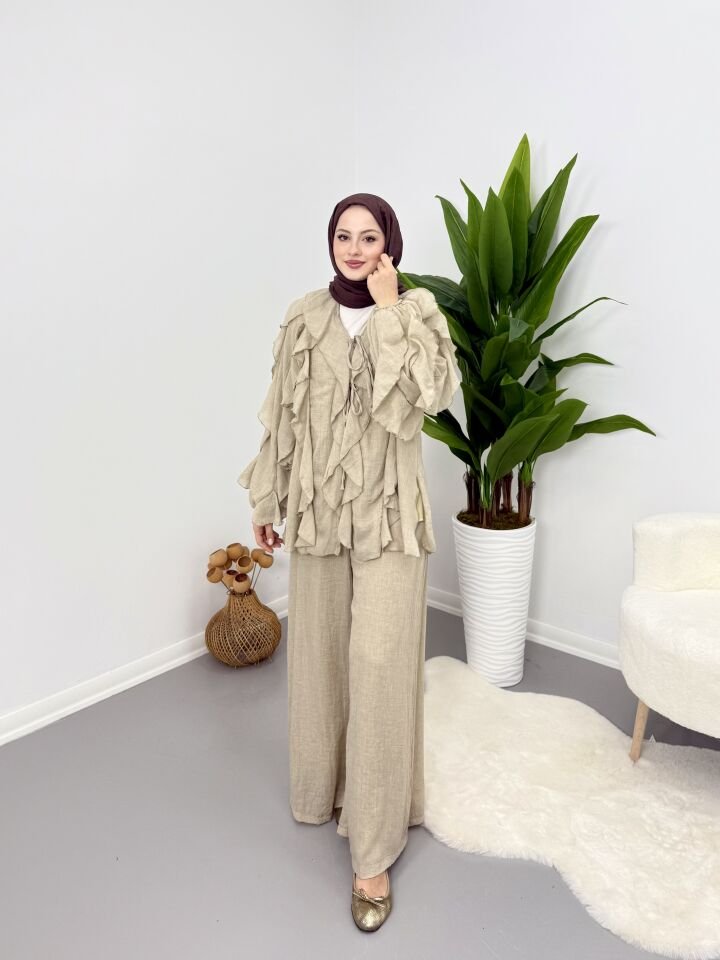 Fırfır Detaylı Takım S