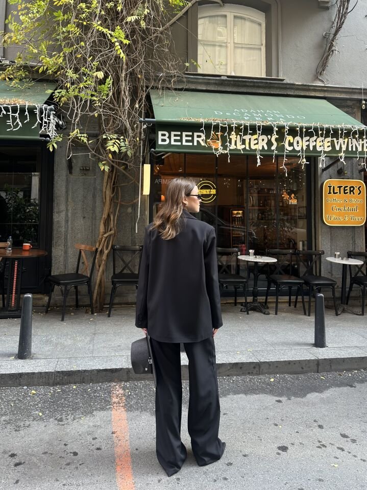 Düğme Detaylı Pensli Blazer Ceket Siyah L