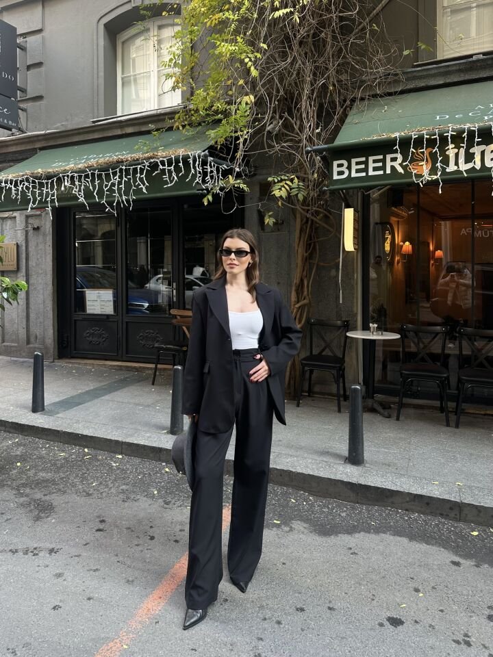 Düğme Detaylı Pensli Blazer Ceket Siyah L